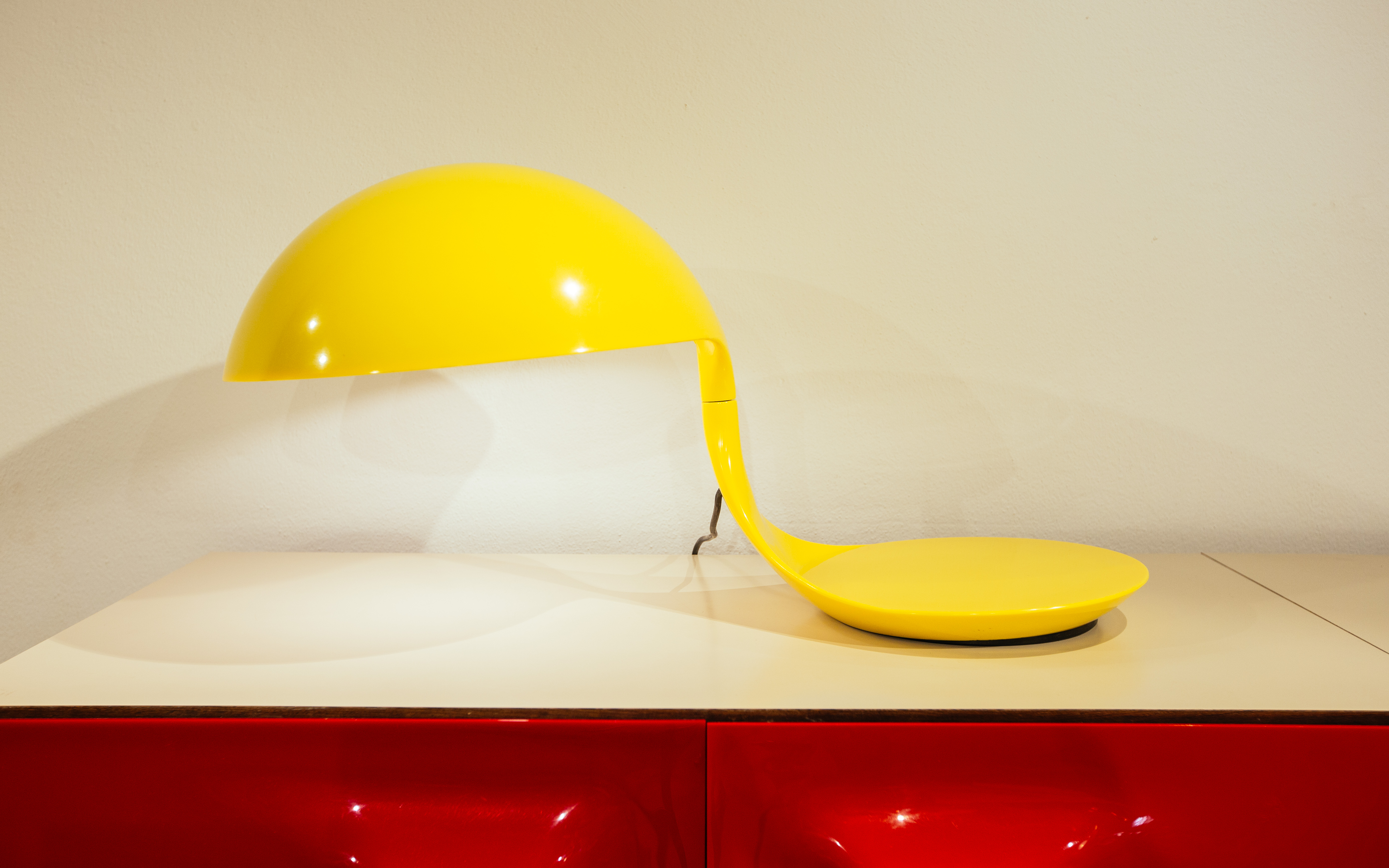 Martinelli Luce 'Cobra' Table lamp 